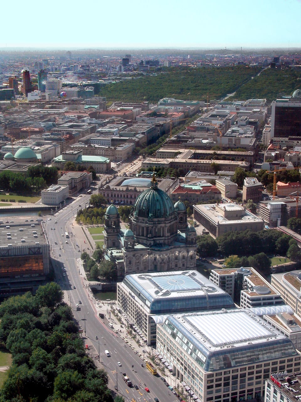Unter den Linden boulevard and central Berlin from above.